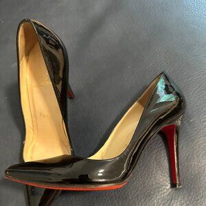 Christian Louboutin Kate black heels Size 36